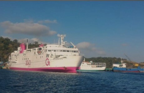 Passengers waiting at Coron Port